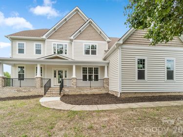 1047 Hearth Lane SW, Concord, NC 28025