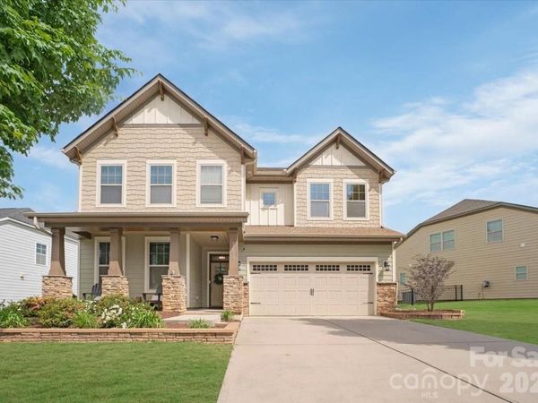 17534 Austins Creek Drive, Charlotte, NC 28278