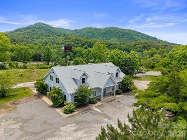 14 Mimidis Lane, Swannanoa, NC 28778