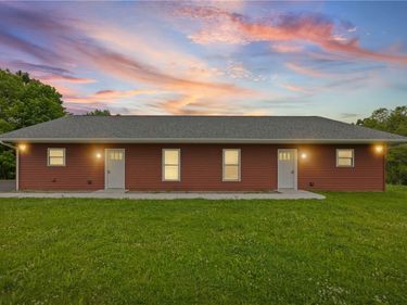 2325 State Route 14, Lyons, NY 14489