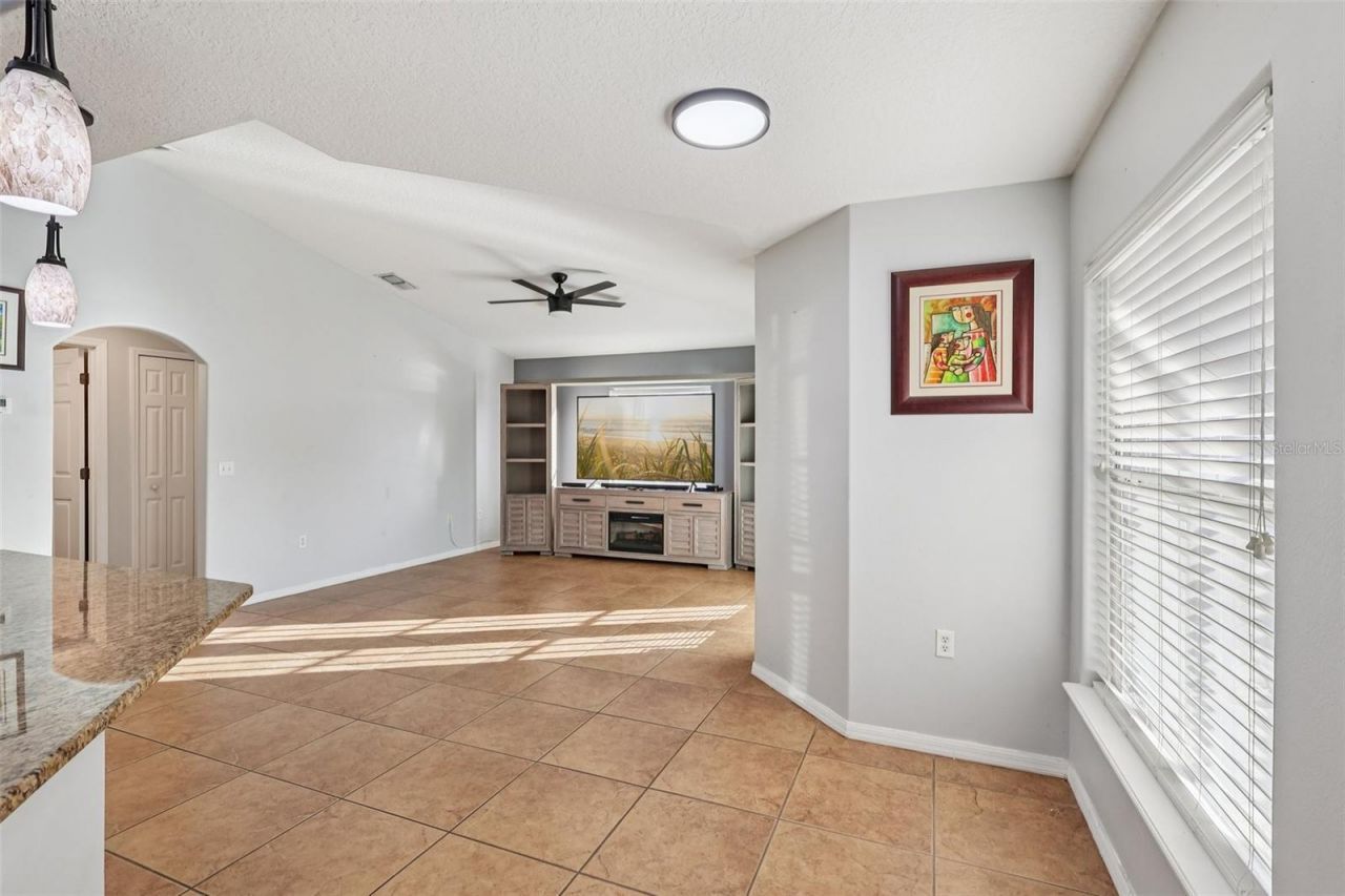 402 Ohio Way , Kissimmee, FL 34759 Photo