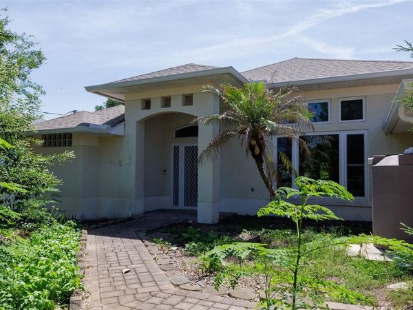 6 FAIRHILL LANE , PALM COAST, FL 32137