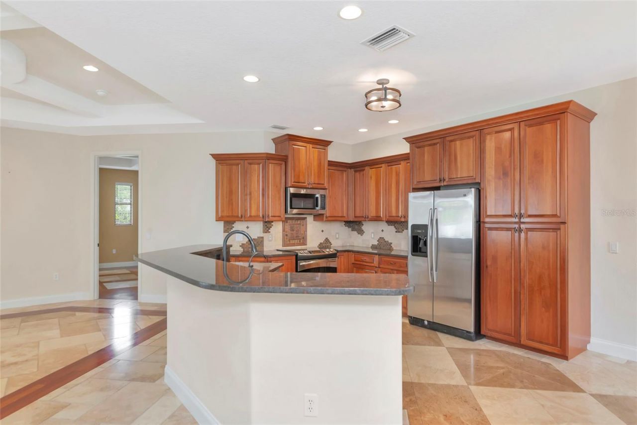 5624 Aaron Court , Sarasota, FL 34232 Photo
