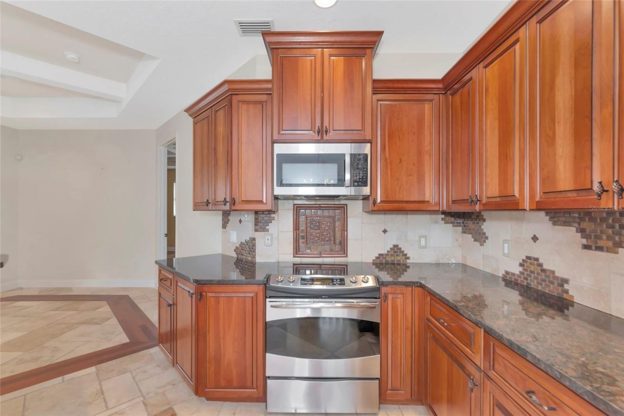 5624 Aaron Court , Sarasota, FL 34232 Photo