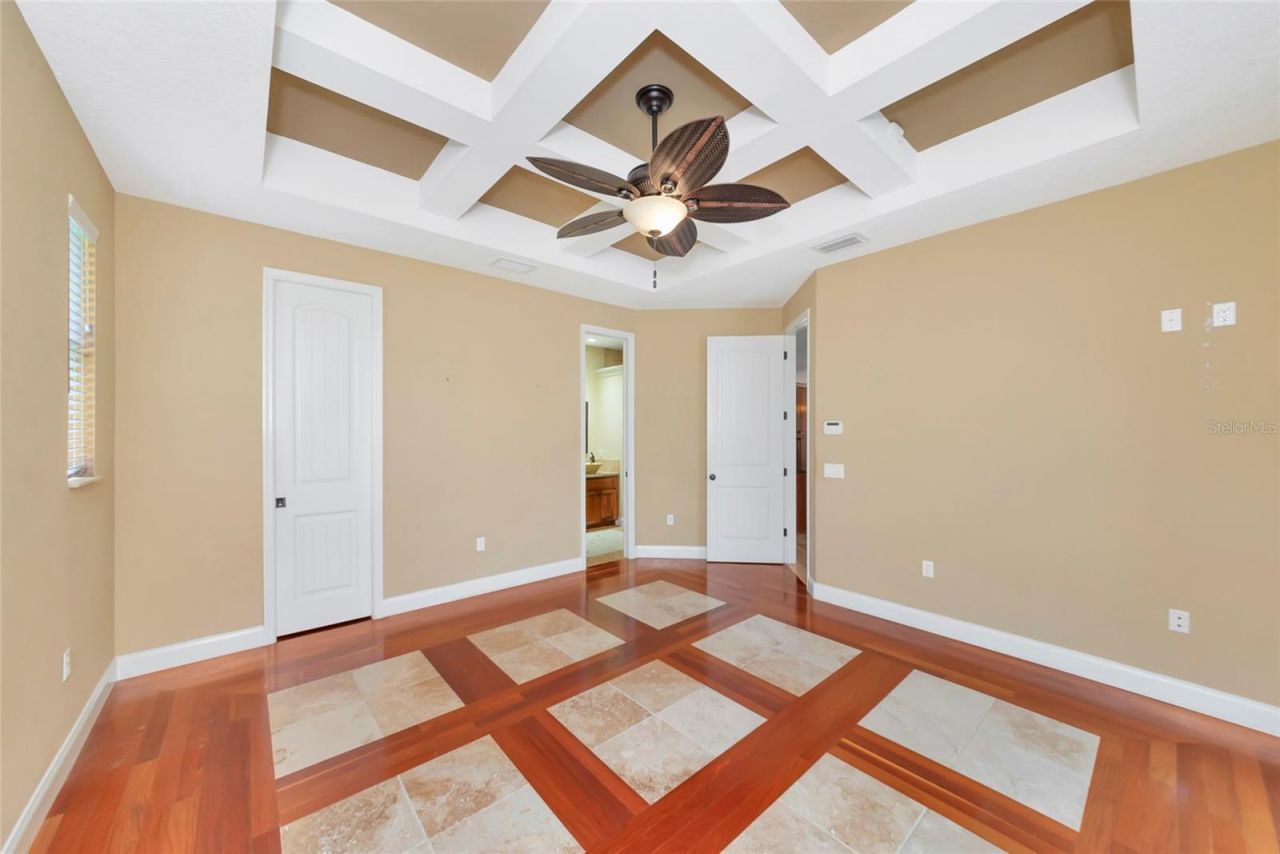 5624 Aaron Court , Sarasota, FL 34232 Photo