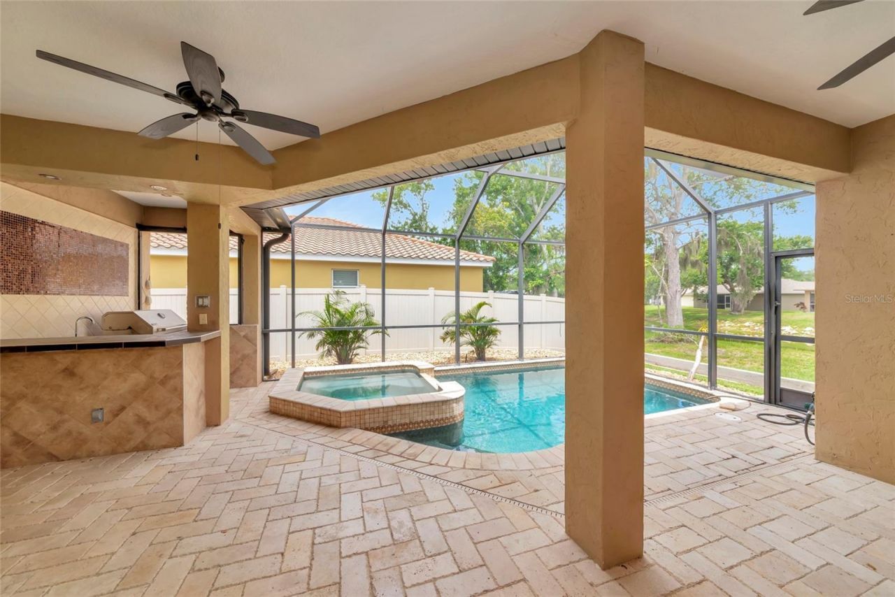 5624 Aaron Court , Sarasota, FL 34232 Photo