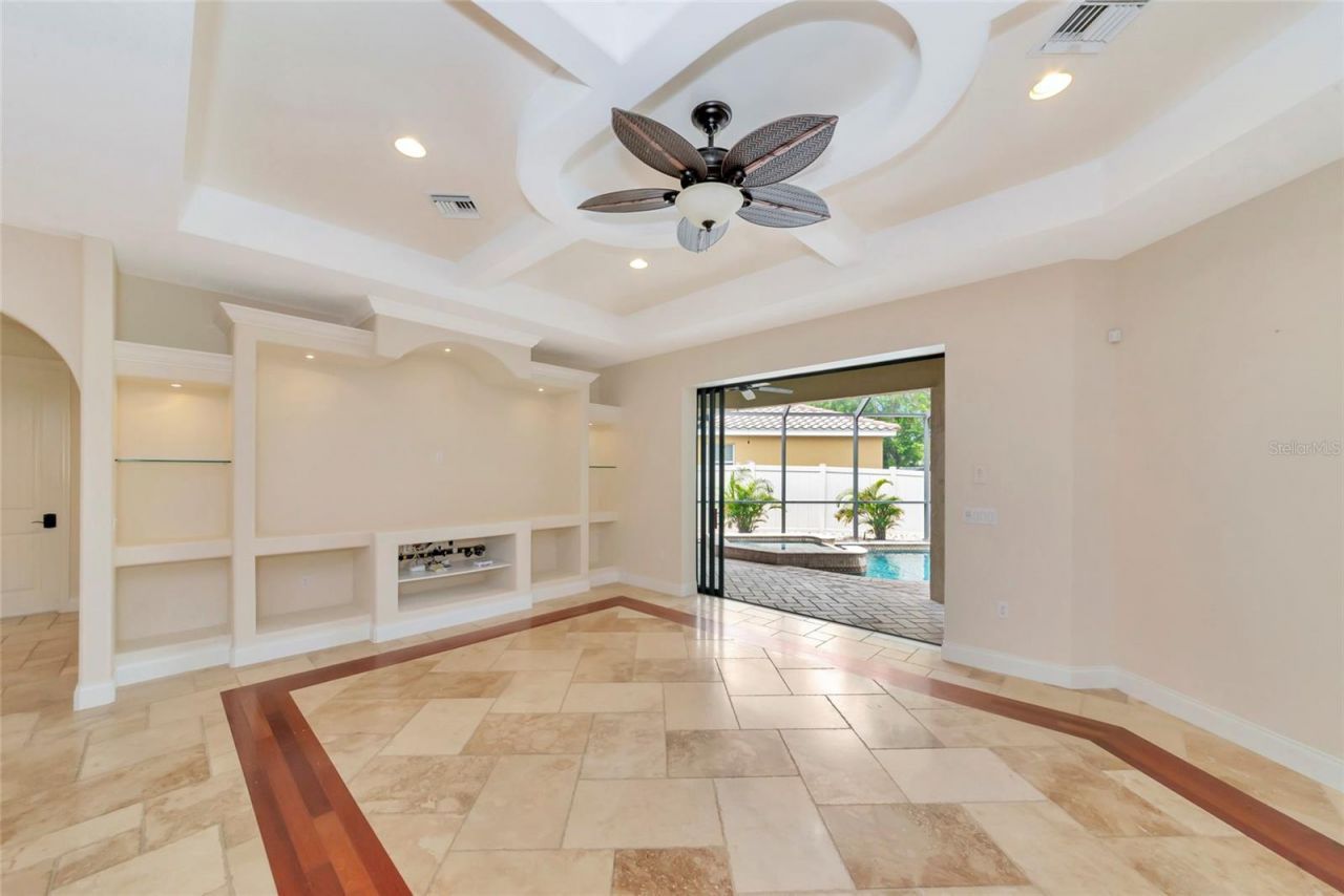 5624 Aaron Court , Sarasota, FL 34232 Photo