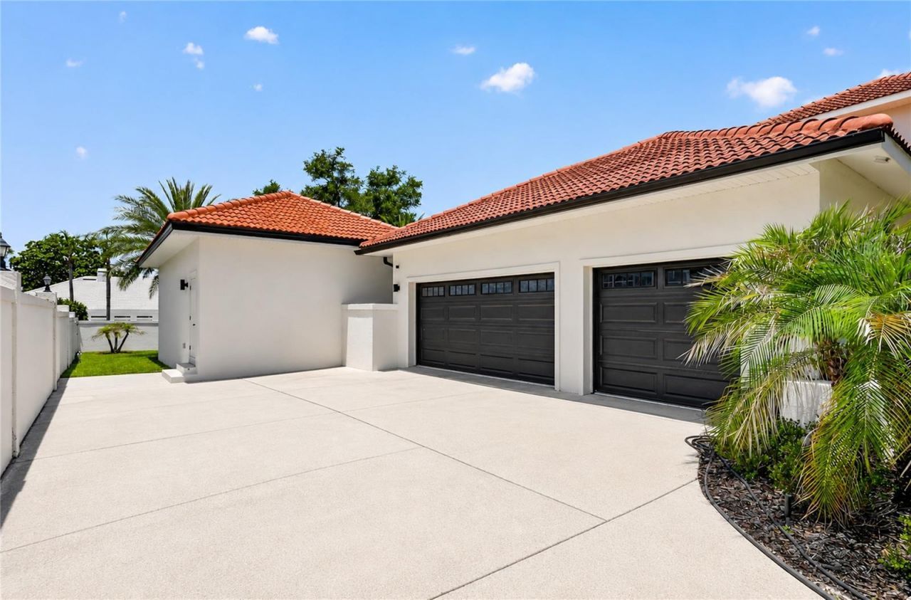 9208 Bay Hill Boulevard, Orlando, FL 32819 Photo