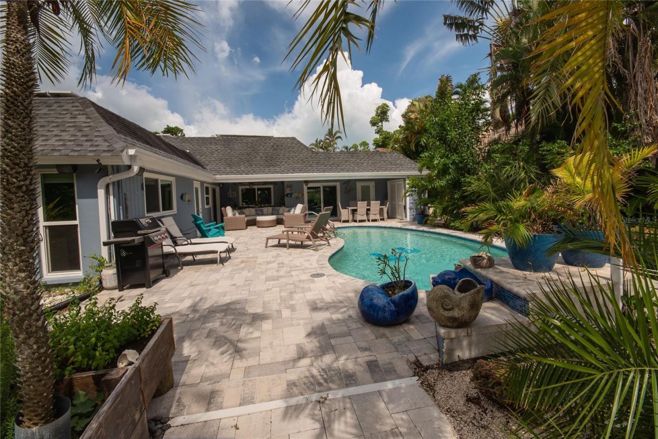 4925 Primrose Path, Sarasota, FL 34242 Photo
