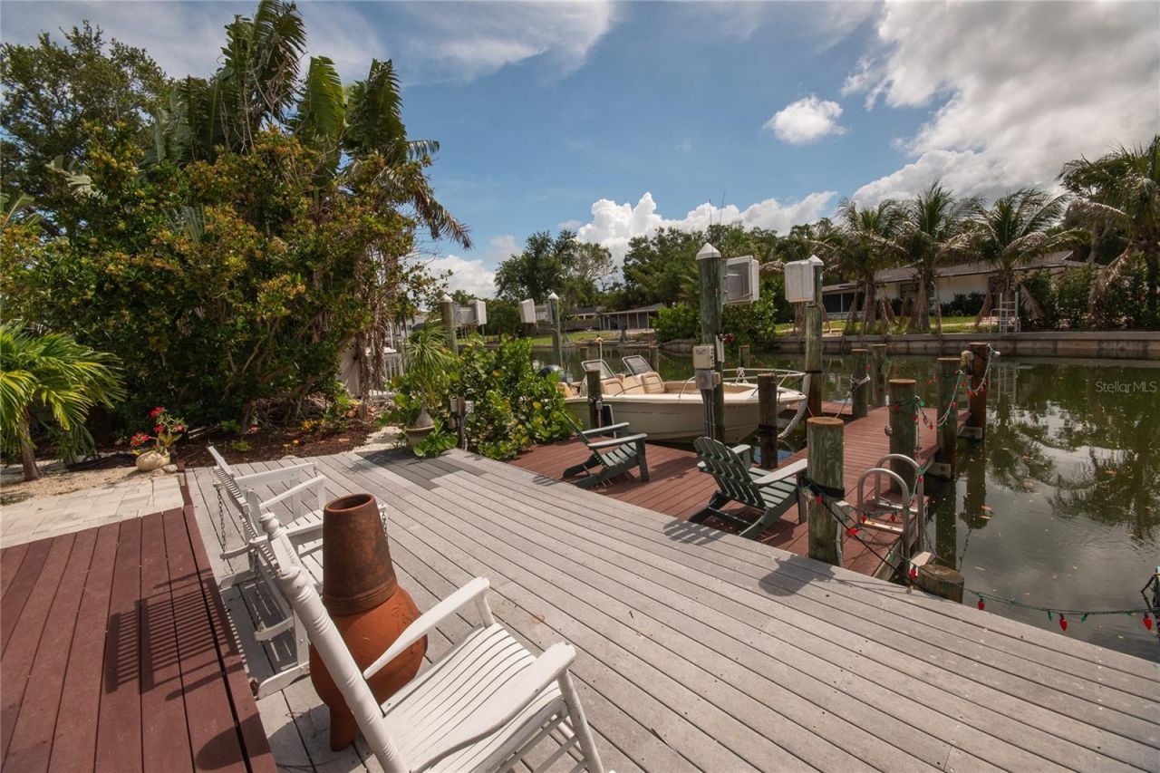 4925 Primrose Path, Sarasota, FL 34242 Photo