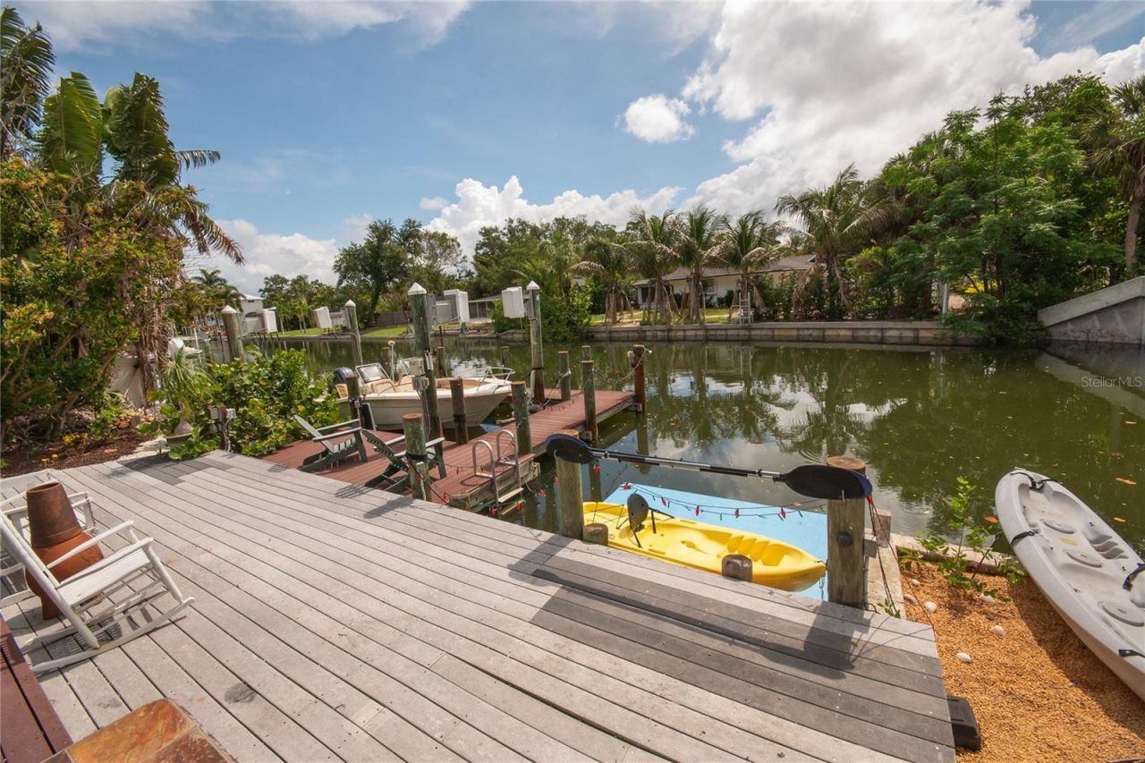 4925 Primrose Path, Sarasota, FL 34242 Photo