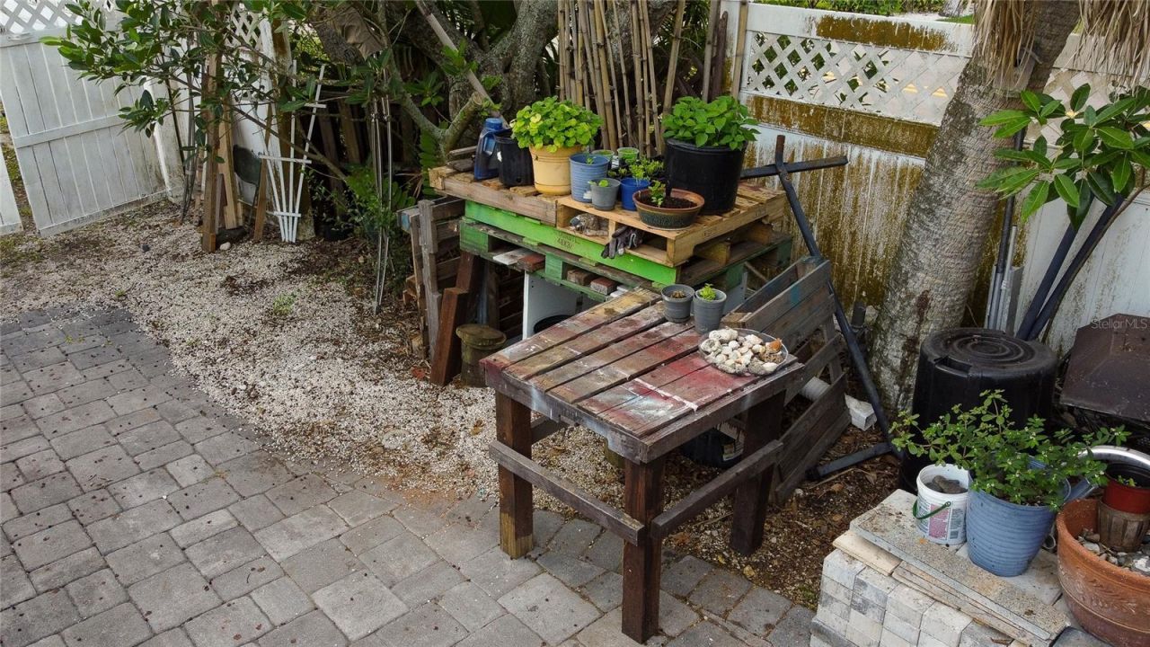4925 Primrose Path, Sarasota, FL 34242 Photo