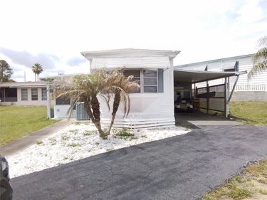 903 MARK ROAD , LEESBURG, FL 34748