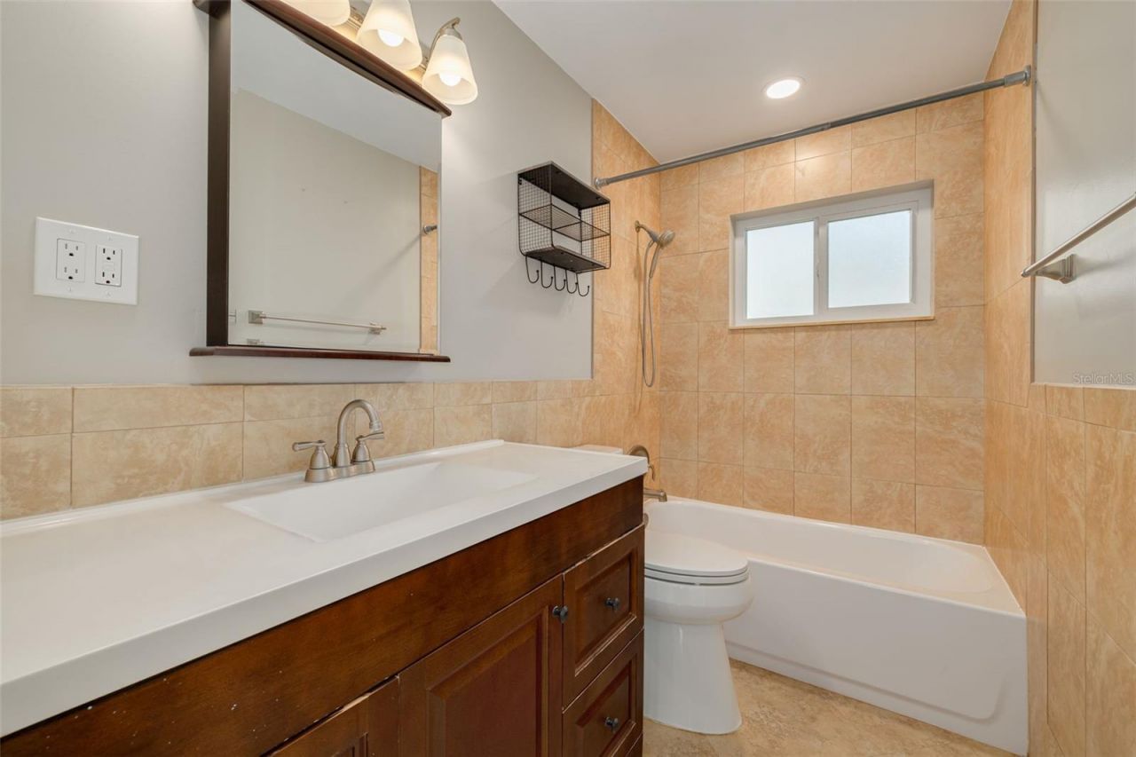 5621 16th Avenue N, Saint Petersburg, FL 33710 Photo