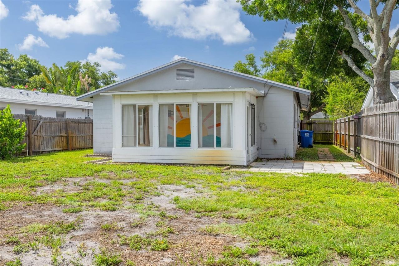 5621 16th Avenue N, Saint Petersburg, FL 33710 Photo