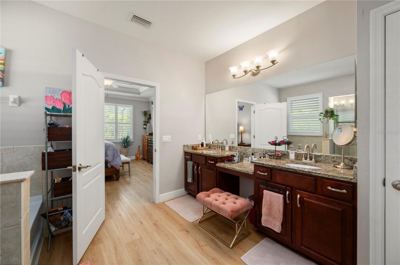 3006 Oriole Drive , Sarasota, FL 34243 Photo