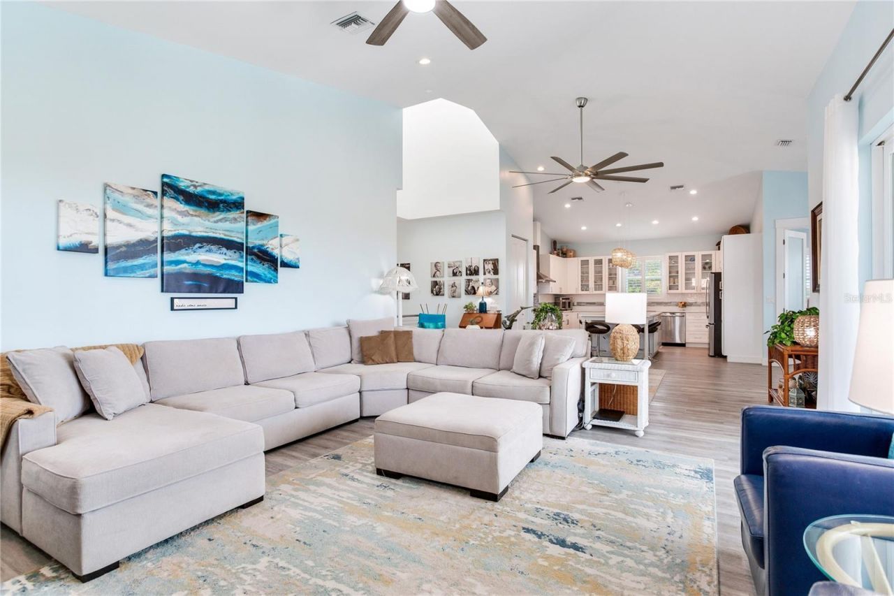 15808 Redington Drive, Redington Beach, FL 33708 Photo