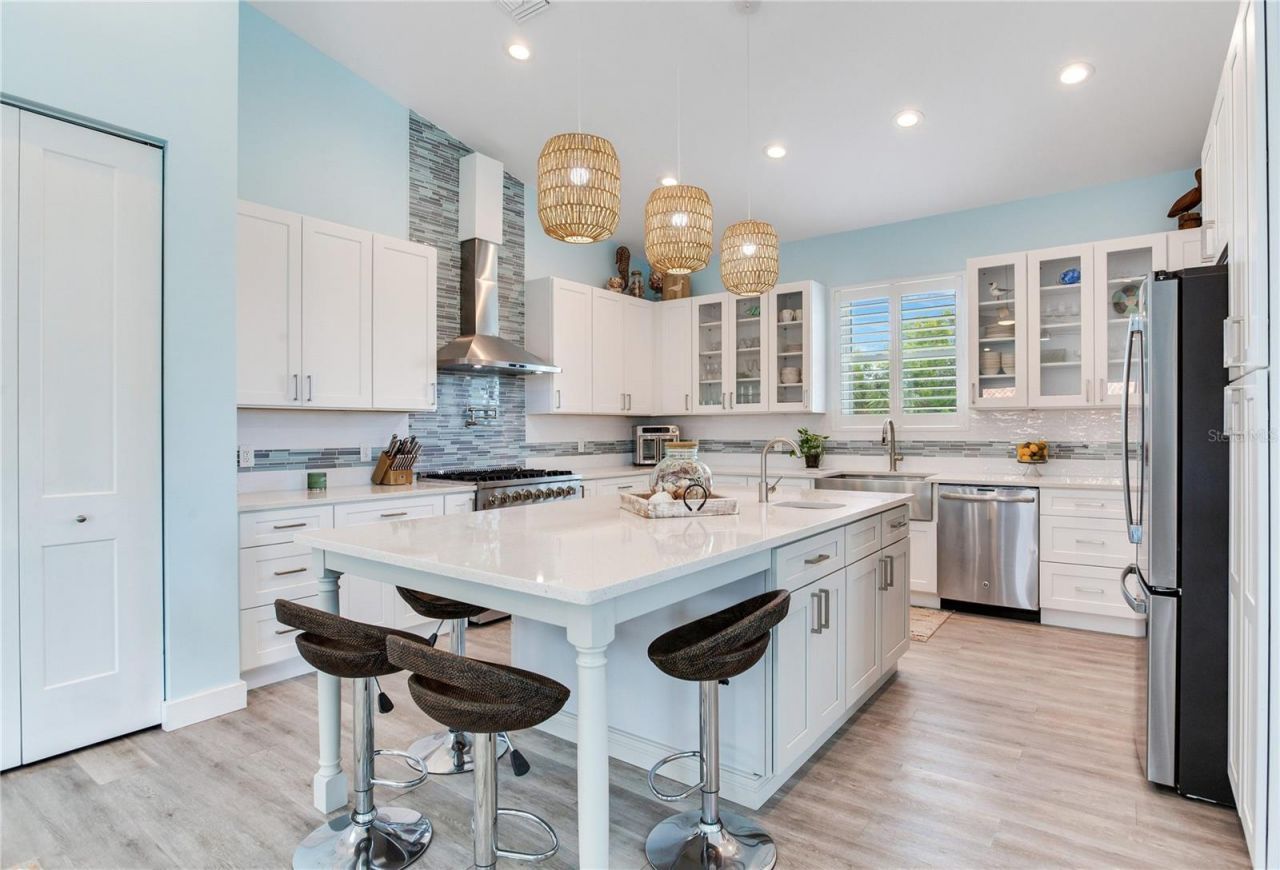 15808 Redington Drive, Redington Beach, FL 33708 Photo