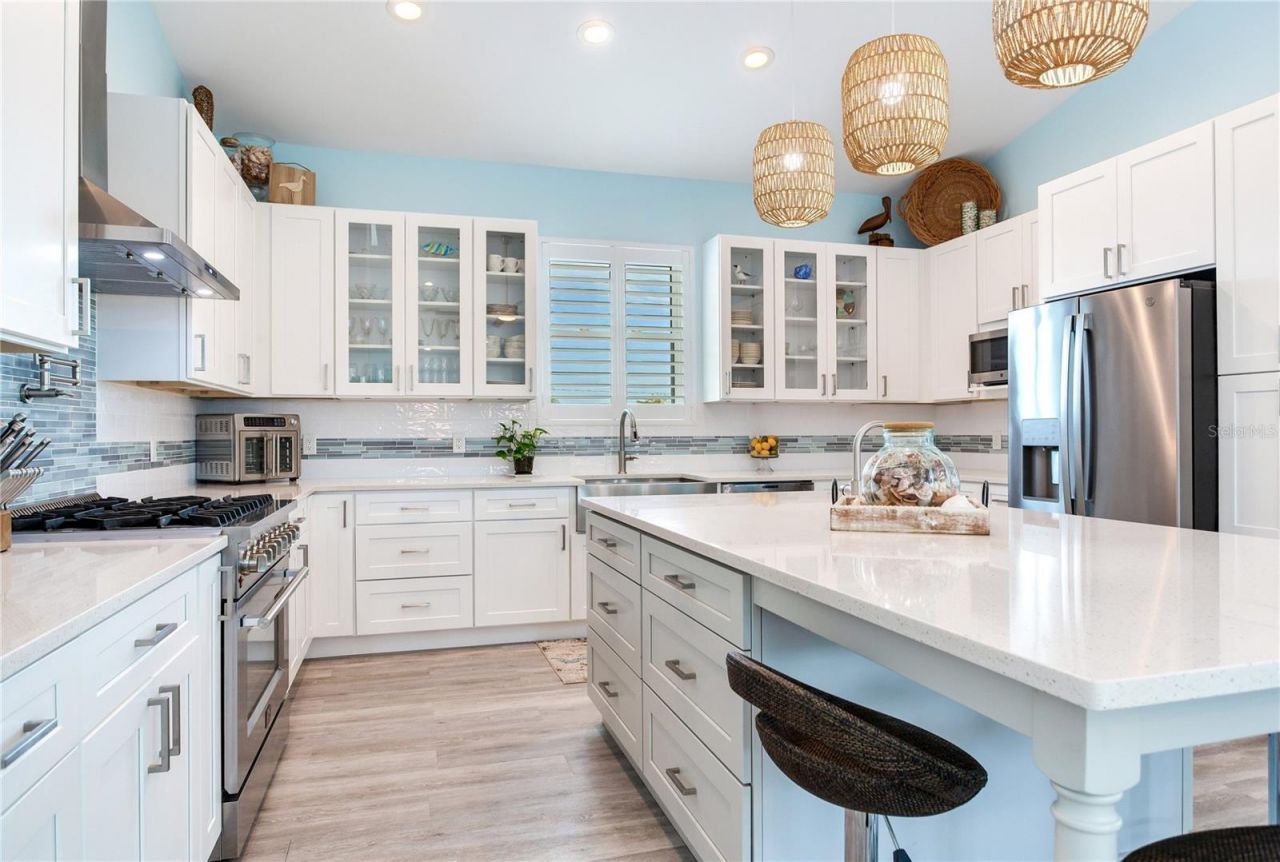 15808 Redington Drive, Redington Beach, FL 33708 Photo