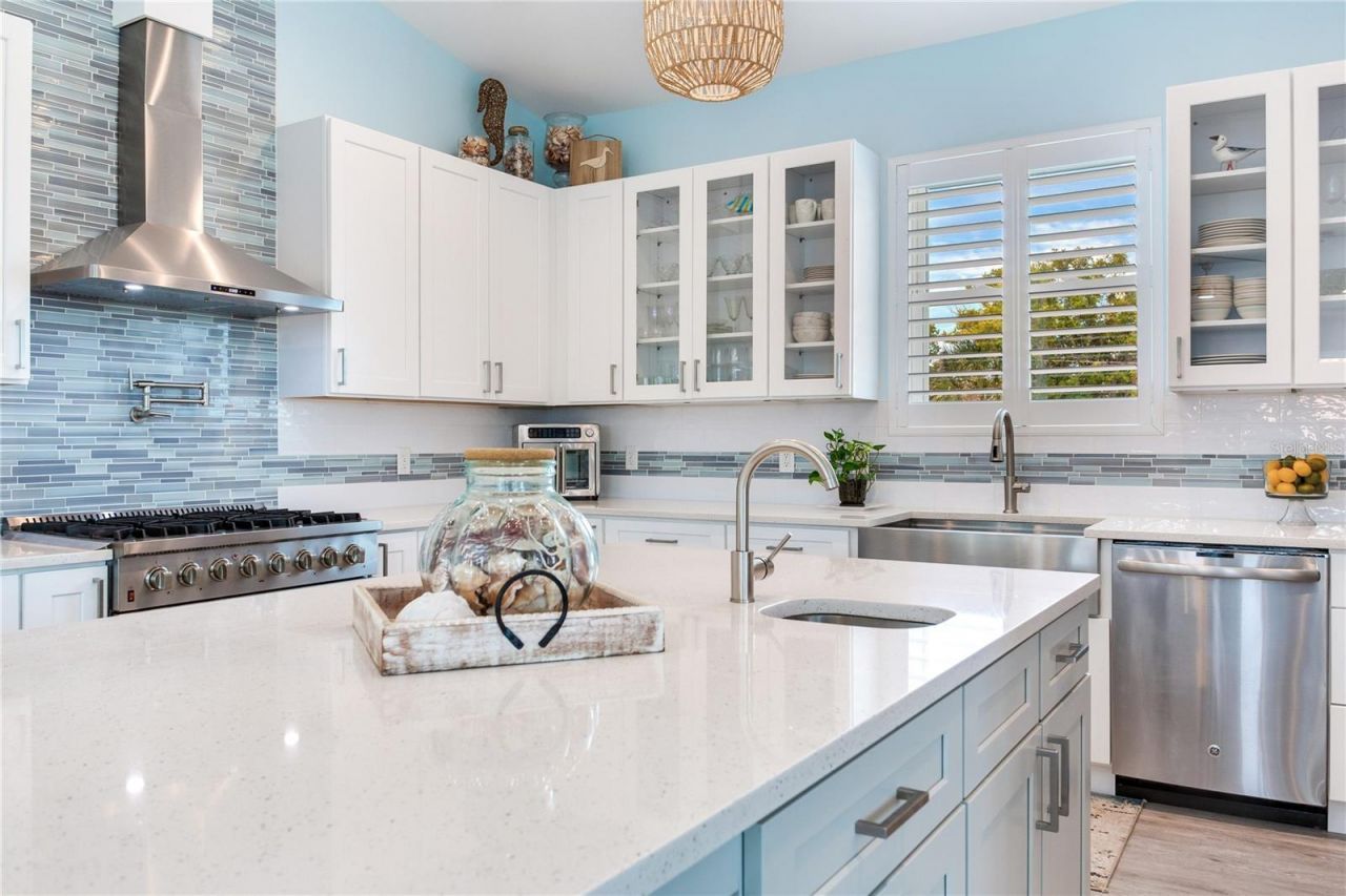 15808 Redington Drive, Redington Beach, FL 33708 Photo
