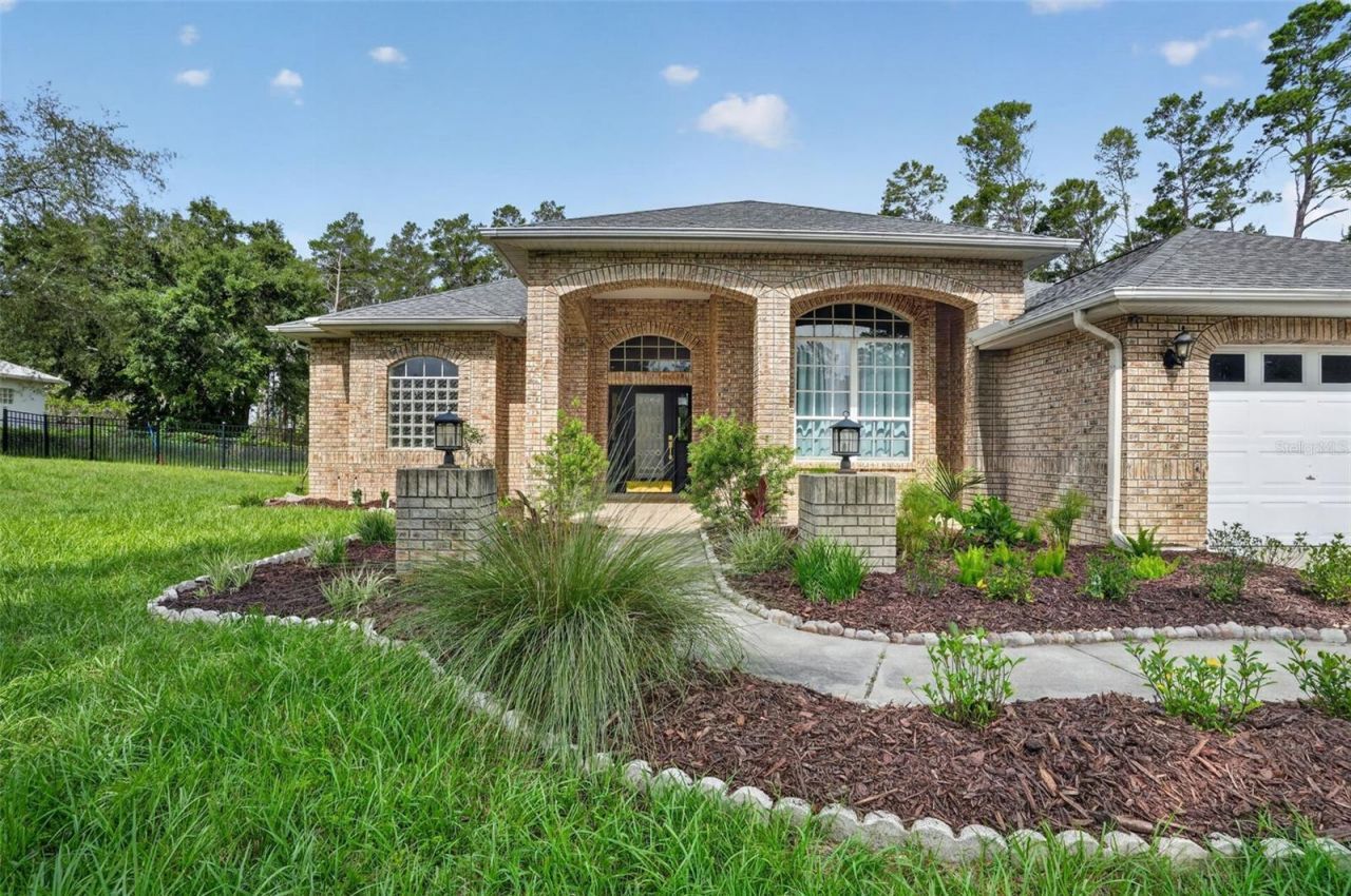 9363 Tooke Shore Drive, Weeki Wachee, FL 34613 Photo