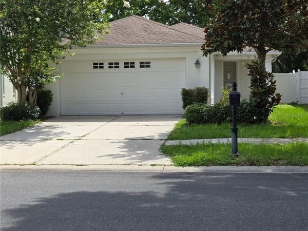 10116 PERTHSHIRE CIRCLE , LAND O LAKES, FL 34638