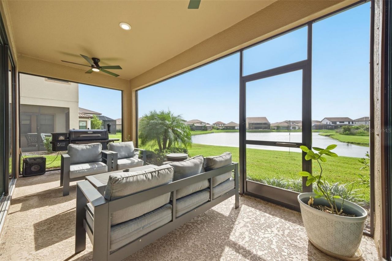 8310 Carrhill Place , Parrish, FL 34219 Photo