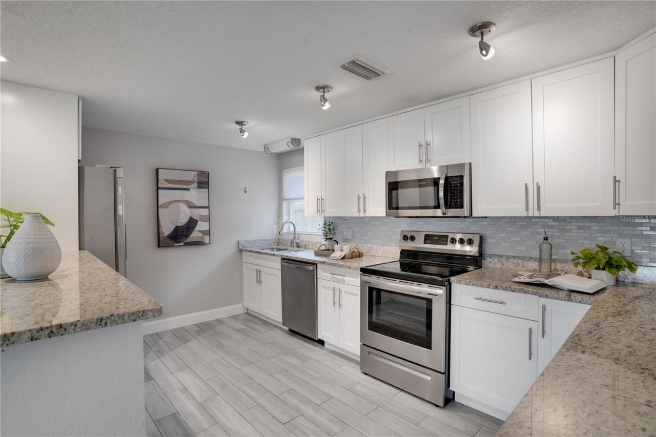 7991 24th Ave N Avenue N, Saint Petersburg, FL 33710 Photo