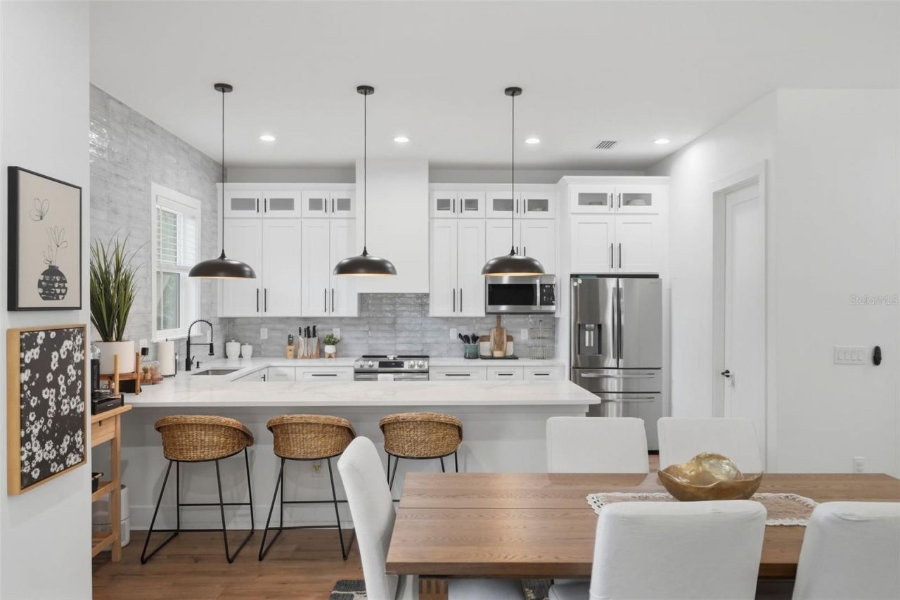 1727 Maryland Avenue Ne, Saint Petersburg, FL 33703 Photo