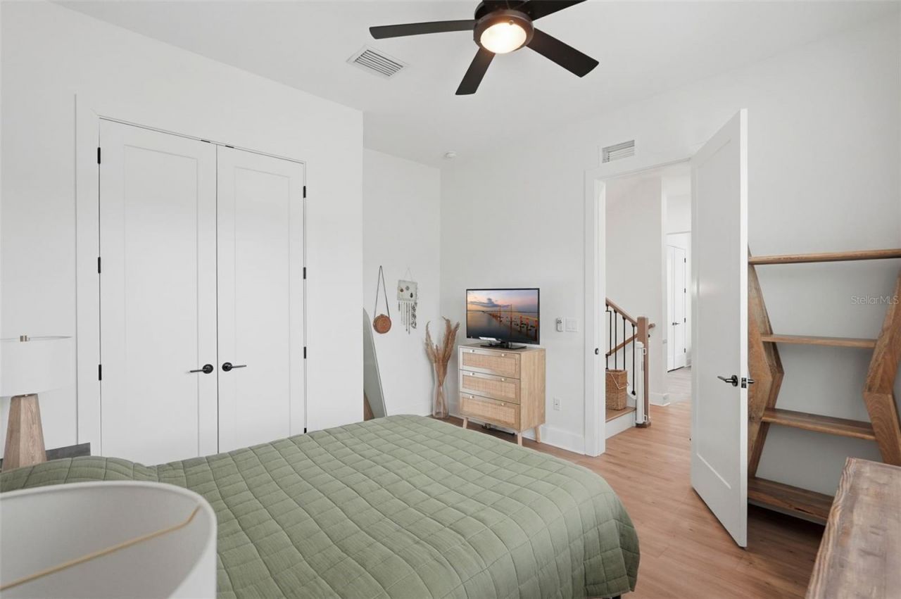 1727 Maryland Avenue Ne, Saint Petersburg, FL 33703 Photo