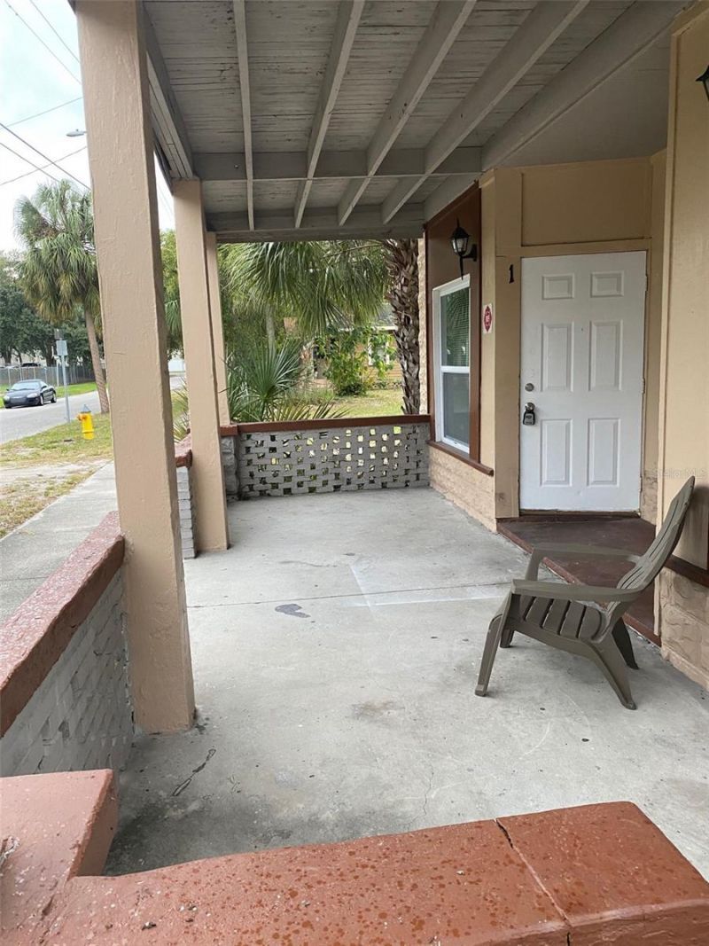 610 14th Street N, Unit 2, Saint Petersburg, FL 33705 Photo