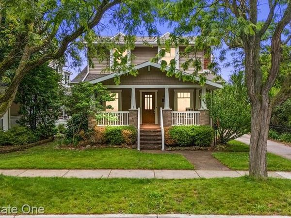 410 W 4th Street, Rochester, MI 48307