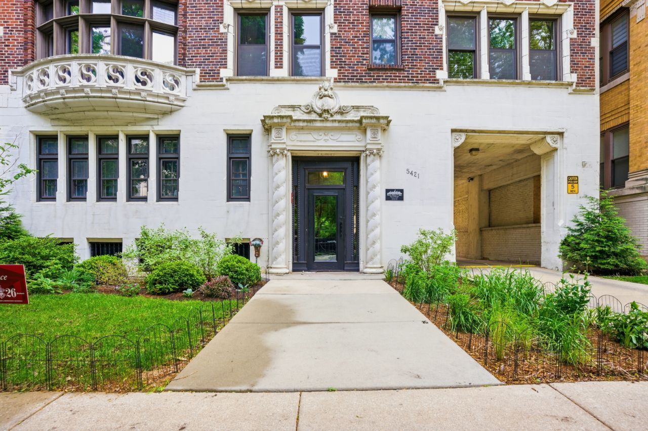 5421 S Cornell Avenue, Unit 14, Chicago, IL 60615 Main Photo