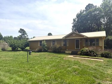 4217 Beulah Road, Nathalie, VA 24577