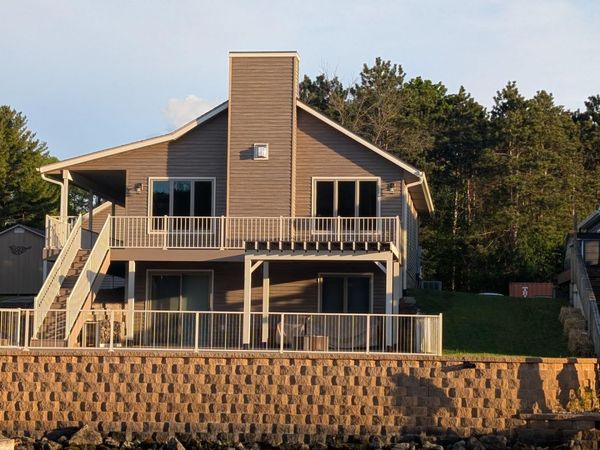 40614 Ryans Bay Road , Zumbro Falls, MN 55991