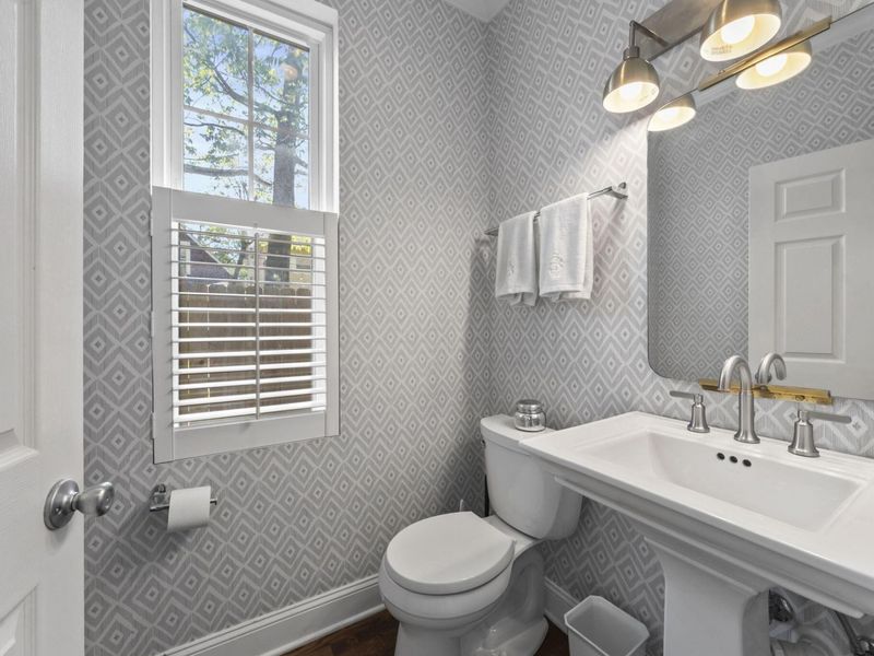 1056 Pennsylvania Avenue , Columbus, OH 43201 Photo 24
