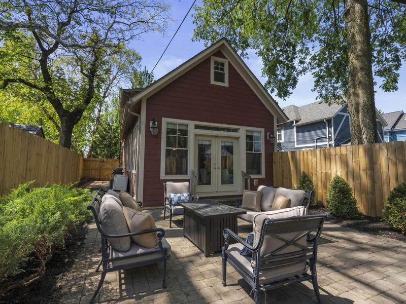 1056 Pennsylvania Avenue , Columbus, OH 43201 Photo 28