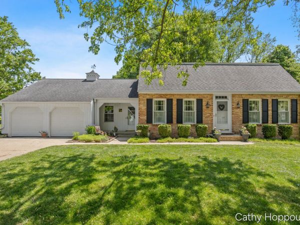 752 Ridgewood Drive, Ionia, MI 48846