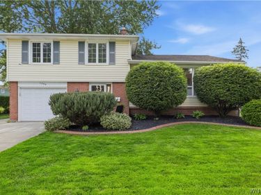 1298 Harvard Avenue , North Tonawanda, NY 14120