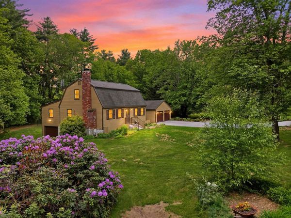 11 Mitchell Street, Merrimack, NH 03054