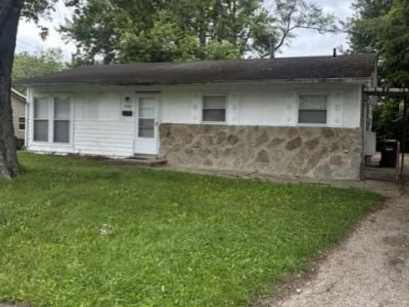 9585 Ridgemoor Avenue, Colerain Township, OH 45231 Photo 1