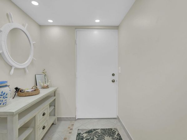 450 Egret Circle, Unit 9207, Delray Beach, FL 33444