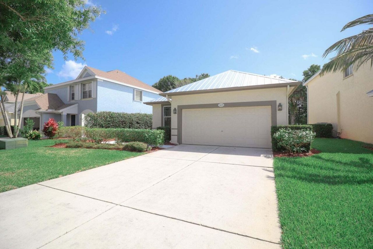 3129 SW Solitaire Palm Drive, Palm City, FL 34990 Photo