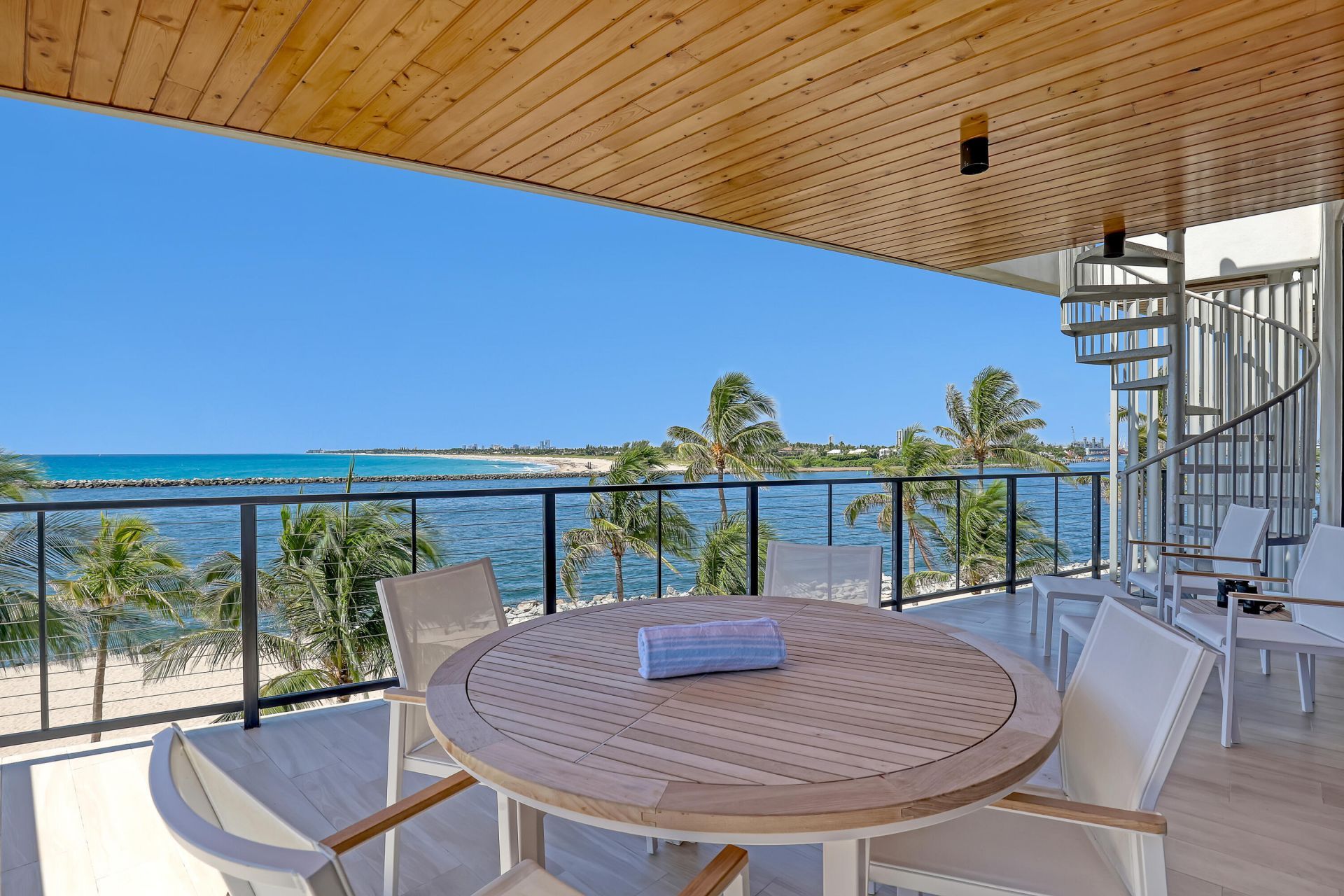106 Inlet Way, Unit 305, Palm Beach Shores, FL 33404 Photo
