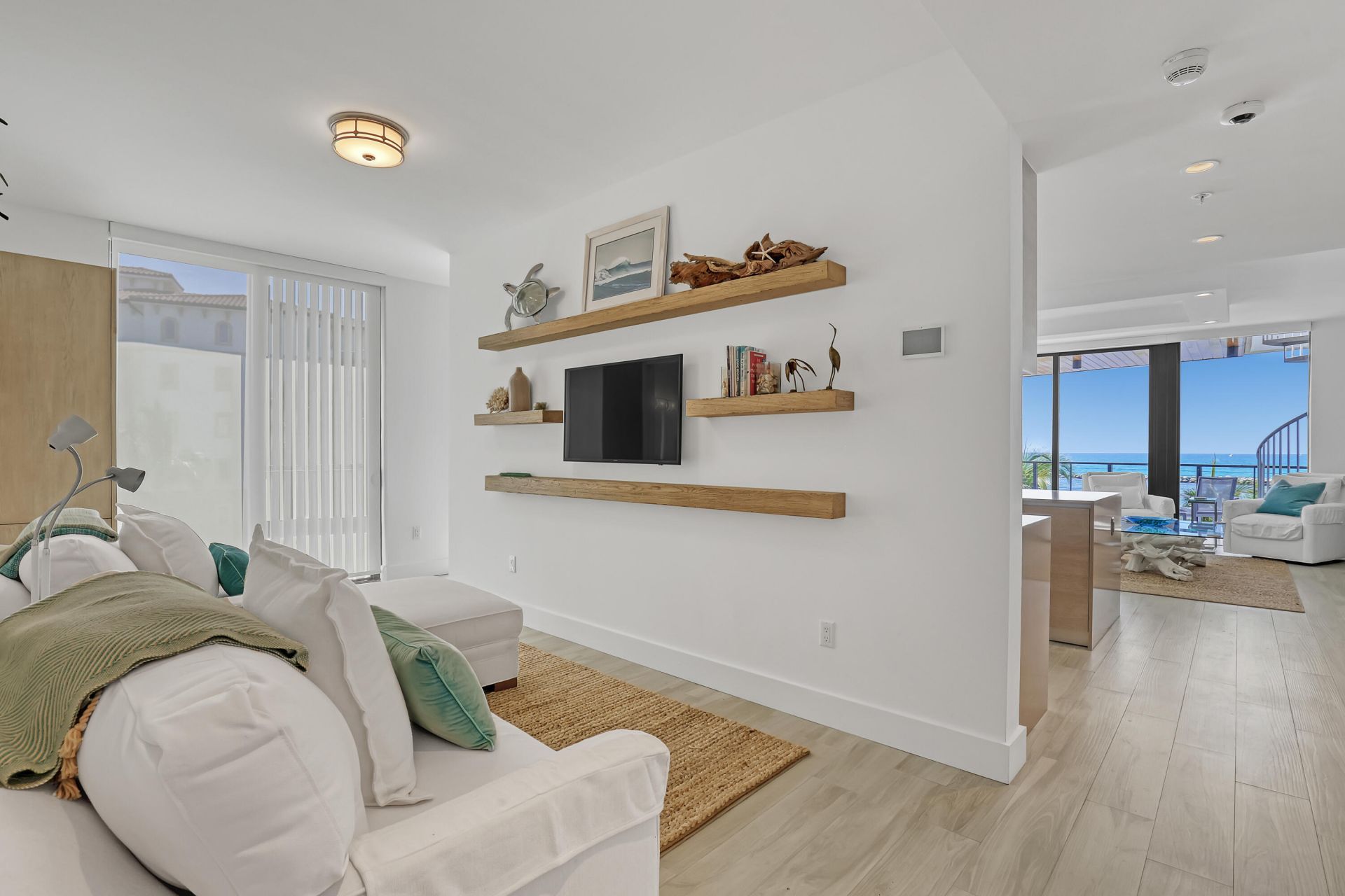 106 Inlet Way, Unit 305, Palm Beach Shores, FL 33404 Photo