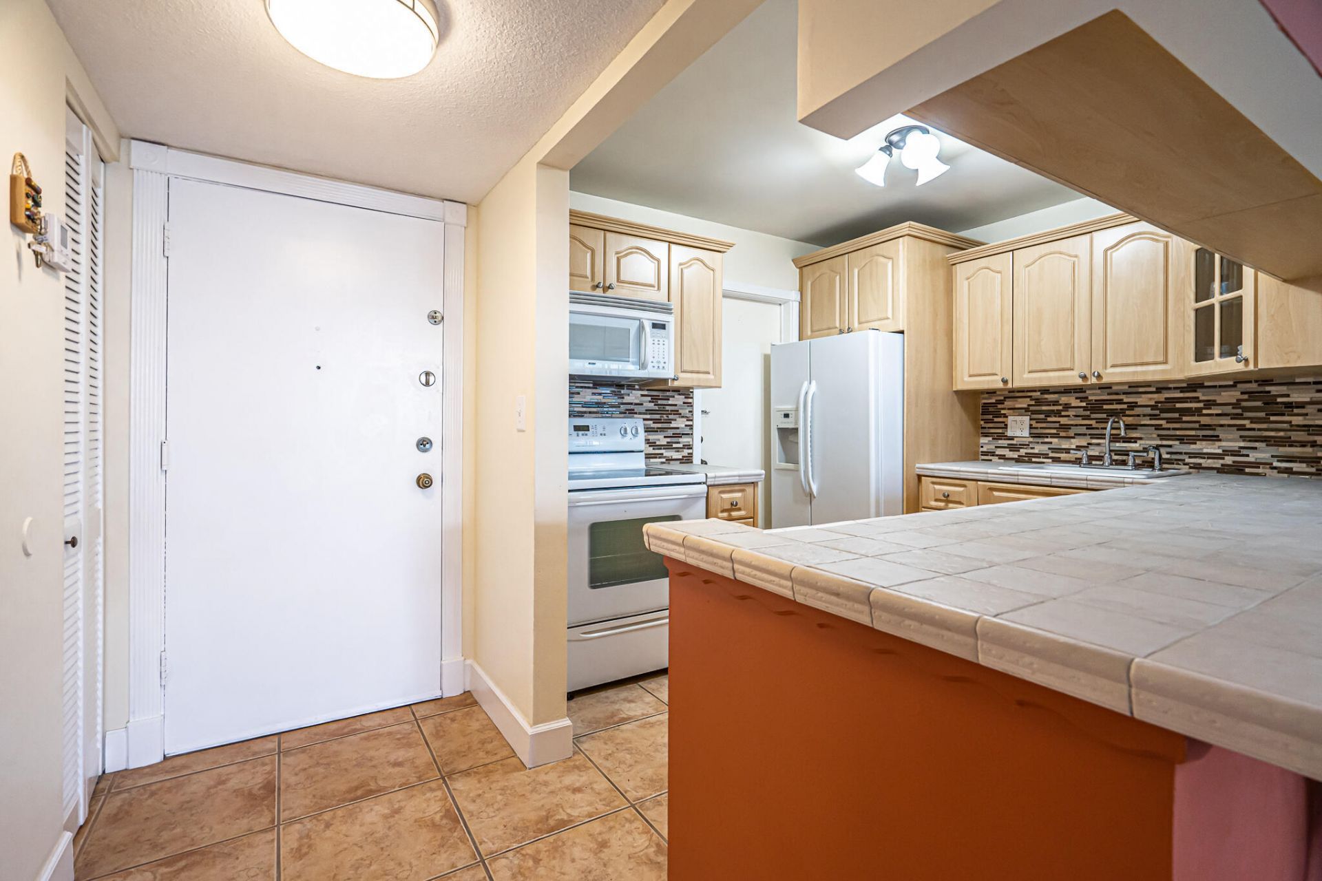 1801 S Ocean Drive, Unit 332, Hallandale Beach, FL 33009 Photo