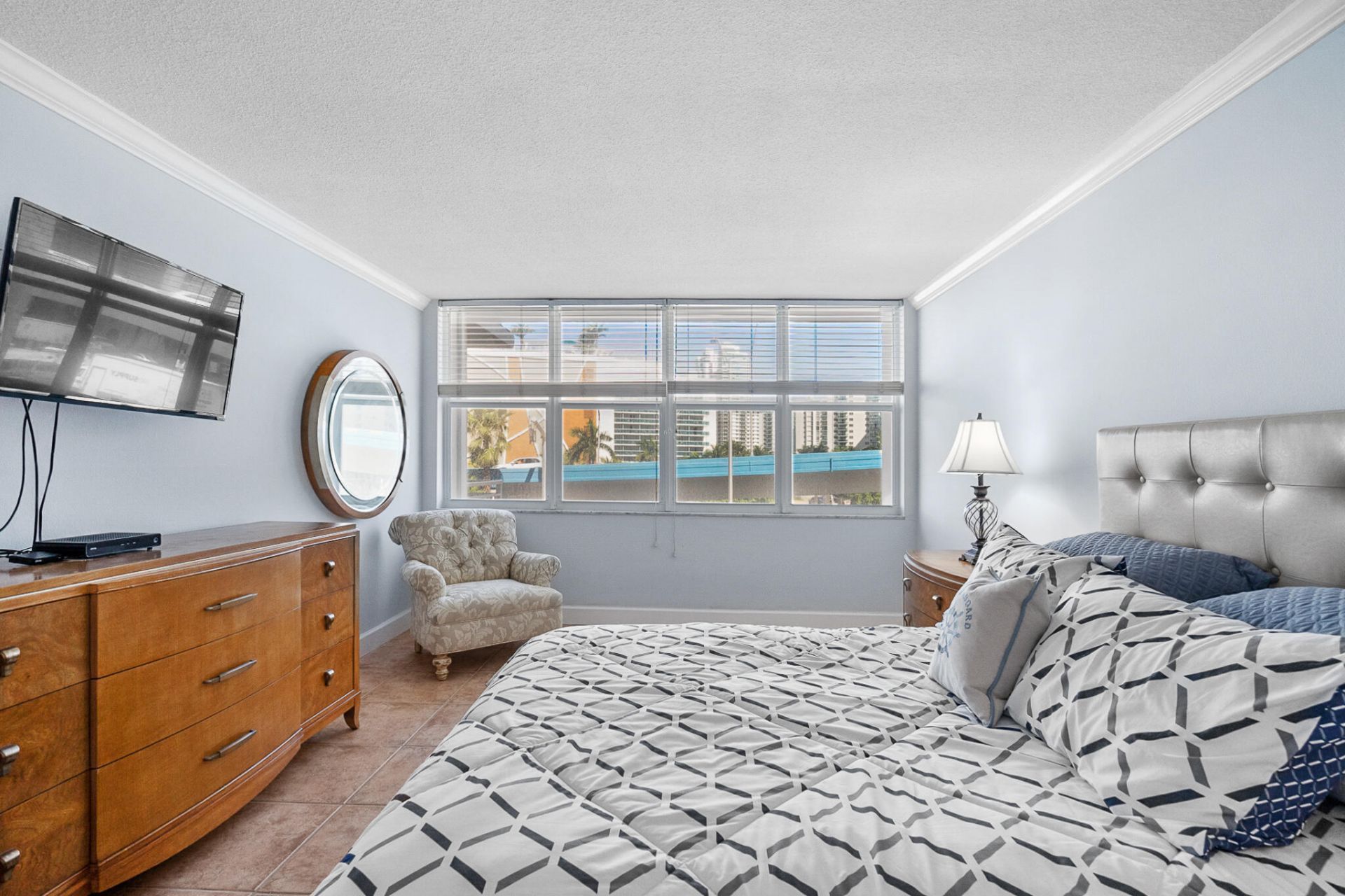 1801 S Ocean Drive, Unit 332, Hallandale Beach, FL 33009 Photo