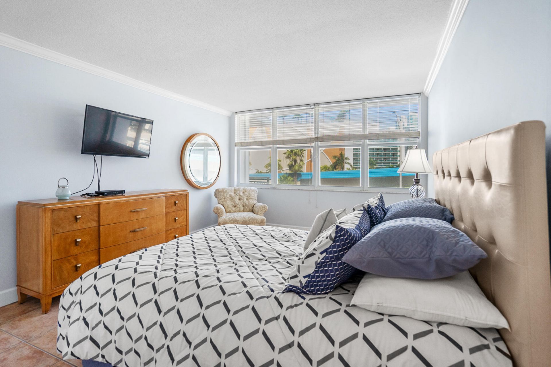 1801 S Ocean Drive, Unit 332, Hallandale Beach, FL 33009 Photo