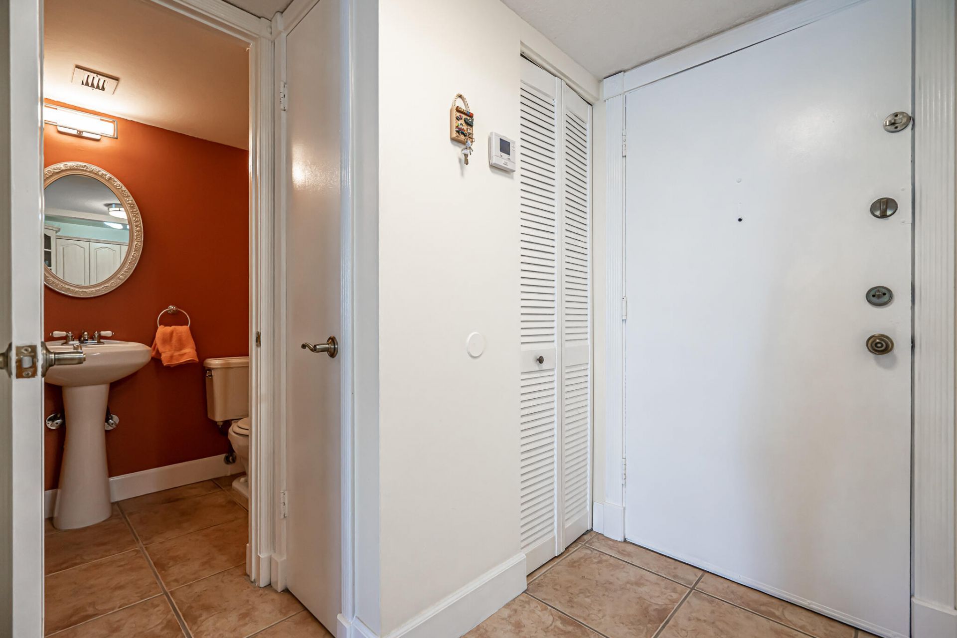 1801 S Ocean Drive, Unit 332, Hallandale Beach, FL 33009 Photo