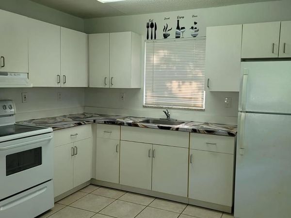 2223 Taylor Street, Unit 4, Hollywood, FL 33020